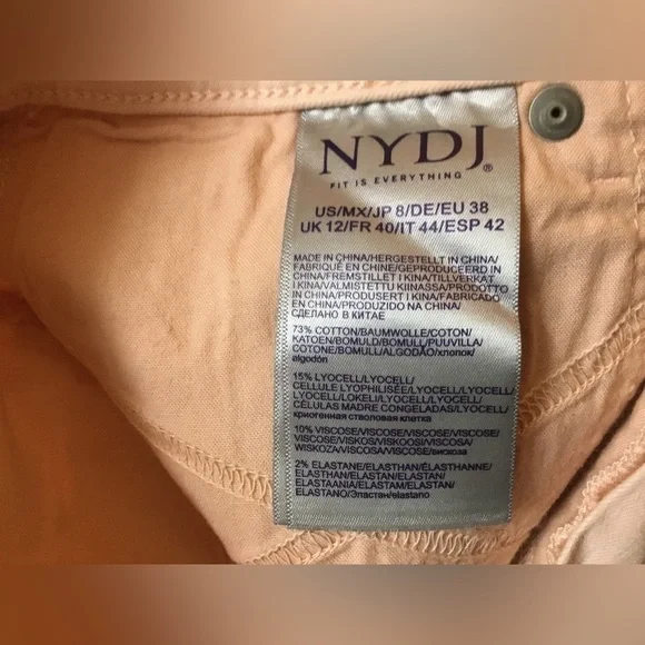 NWT NYDJ Marilyn Capri Straight Leg Jean Pink. Size 8 - Picture 7 of 7